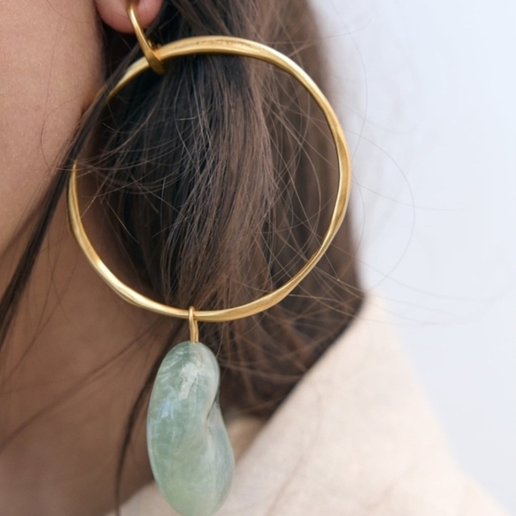 NWOT Zara Gold and Green Hoop Earrings - Picture 3 of 4